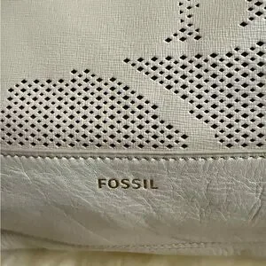 Fossil | Bags | Fossil Cream And Tan Floral Tote Bag | Poshmark display picture 3